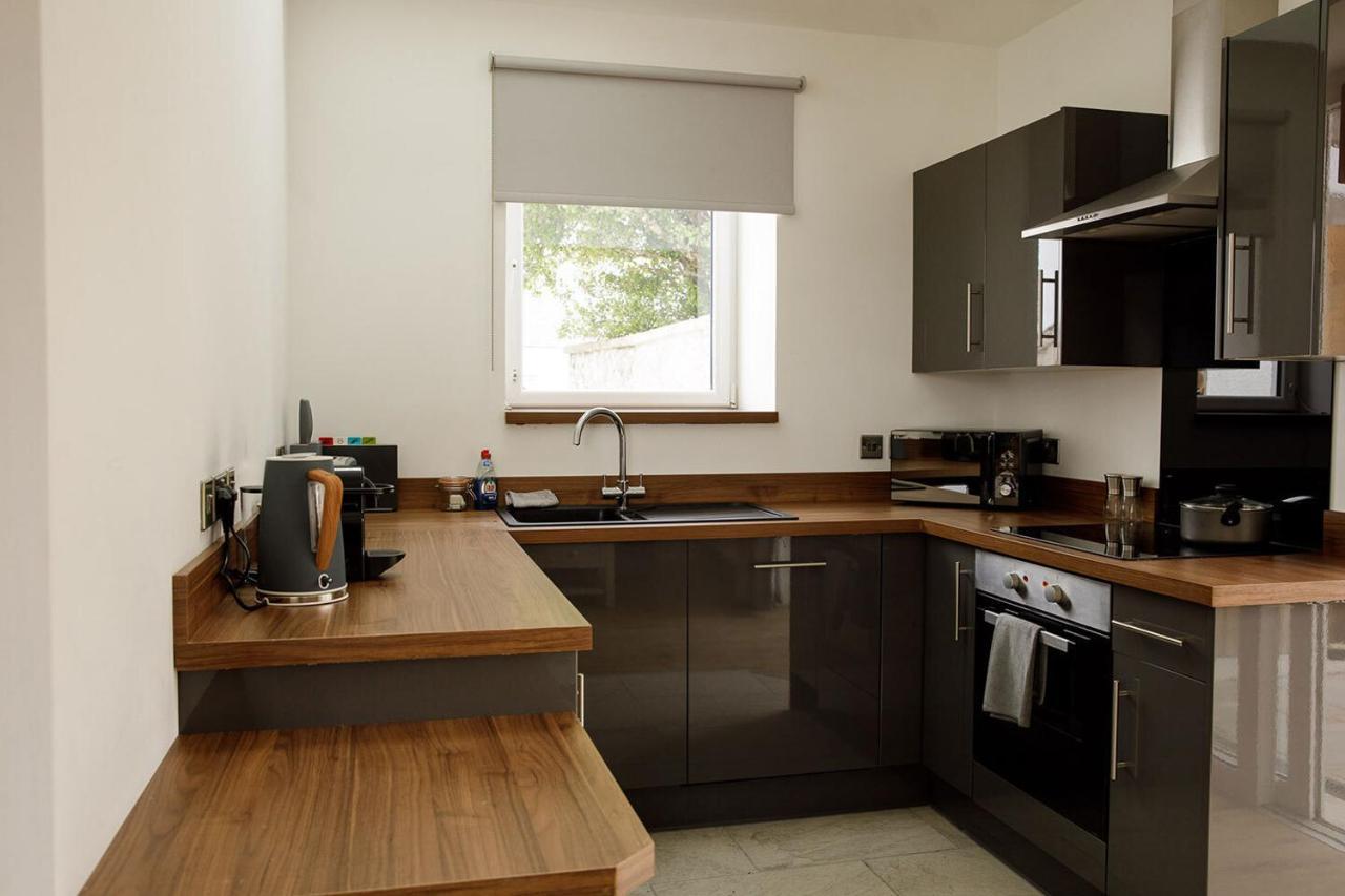 House Of Juniper - Luxury Accessible Apartment Broadford  Extérieur photo